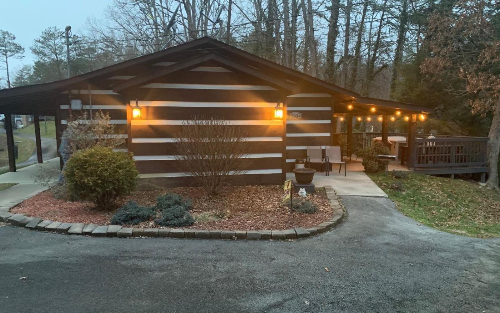 Wooded Bliss Hot Tub Single Level Cabin With No Steps Rocking Chairs And Wooded Views Pigeon Forge Exteriör bild