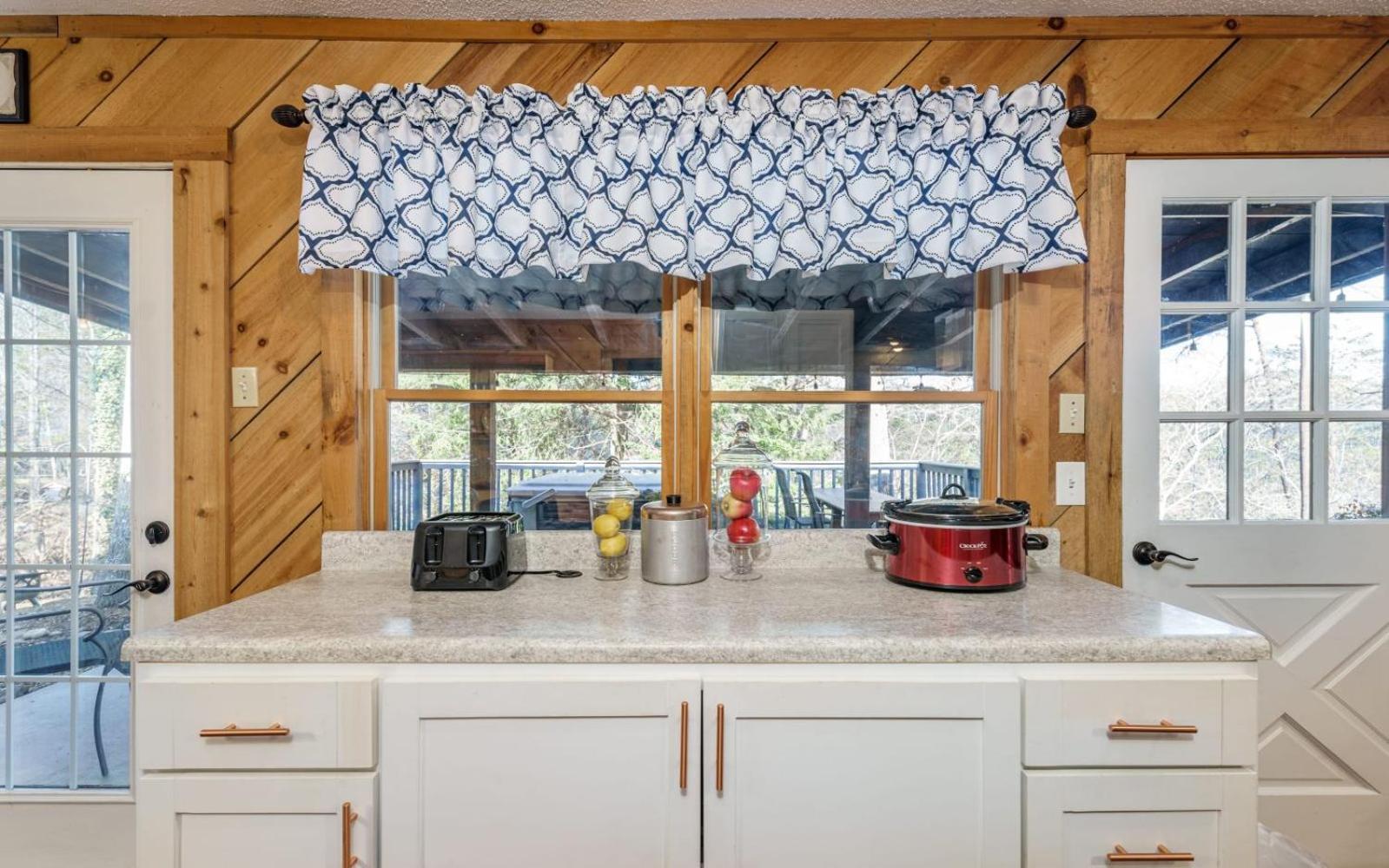 Wooded Bliss Hot Tub Single Level Cabin With No Steps Rocking Chairs And Wooded Views Pigeon Forge Exteriör bild